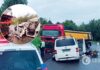 На Ивано-Франковщине микроавтобус врезался в грузовик: 2 взрослых и 6 детей в больнице. Фото с места ДТП