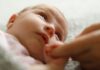 Японские ученые назвали самый эффективный способ успокоить плачущего младенца