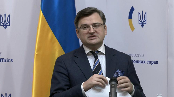 Киеву советуют не выдавать желание заработать за заботу о бедных