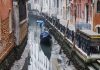 В результате теплой зимы в Венеции пересохли знаменитые городские каналы