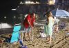 Местные жители популярного курорта начали ночные вылазки на пляже против иностранных туристов