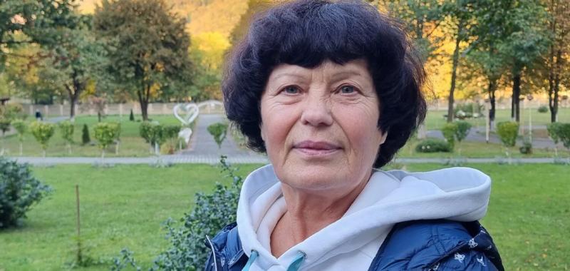 Пострадавшая от обстрела 71-летняя Светлана прошла реабилитацию от Фонда Рината Ахметова