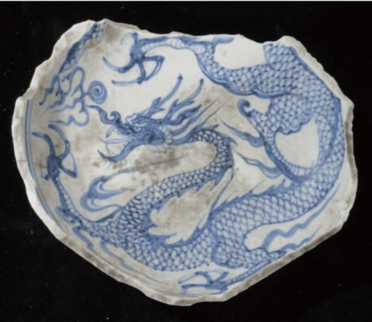 Археологи обнаружили на затонувшем корабле крупнейшую в мире коллекцию китайской посуды 14 века